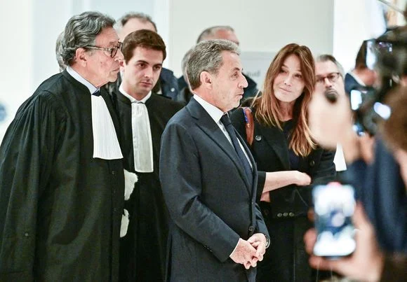 carla bruni et Nicolas sarkozy au tribunal